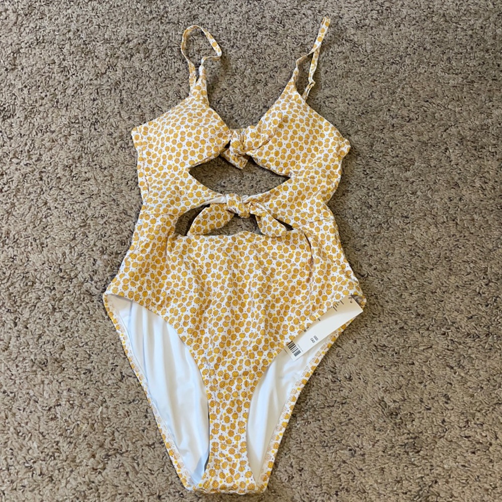 Flower once piece 💛